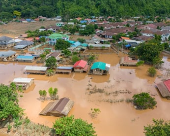 Vecteezy flooding in village